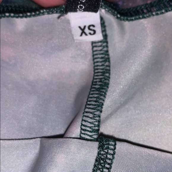 Onzie Yoga Pants - Picture 5 of 7